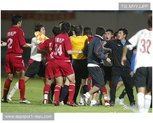 浦项制铁多线作战陷困境！亚冠联赛表现不佳，球队状态持续下滑