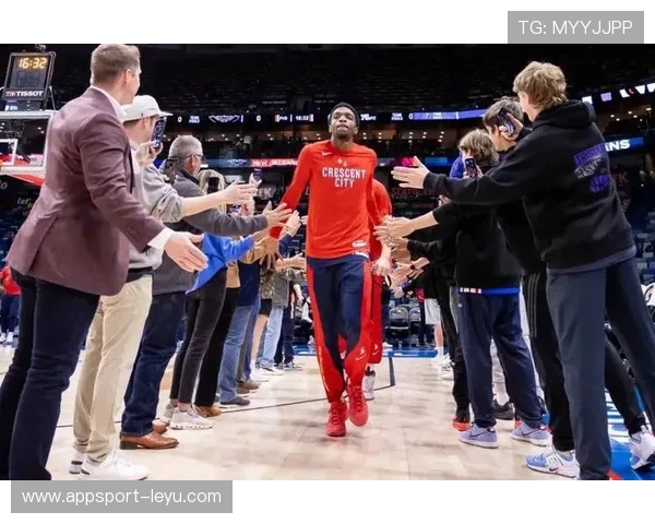 琼斯助力鹈鹕筑起防守铁闸，球队防线迎来质的飞跃