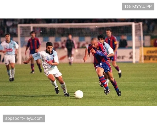 南美足球辉煌岁月:传奇球星与经典战役铸就百年荣耀 南美足球辉煌岁月:传奇球星与经典战役铸就百年荣耀