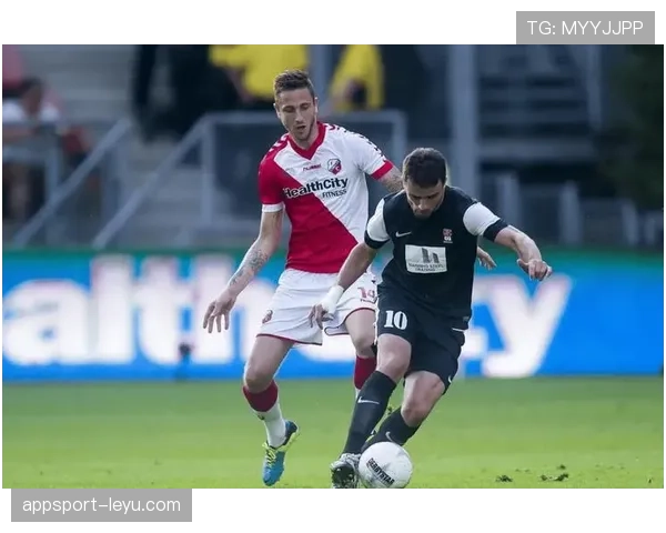 里昂新赛季逼抢体系初显成效，战术表现稳步提升