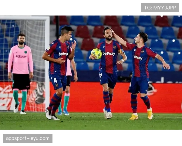 马竞防守反击战术奏效,豪取连胜表现抢眼 马竞防守反击战术奏效,豪取连胜表现抢眼