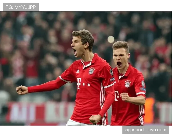 拜仁球迷激情助威，球队逆转局势表现抢眼