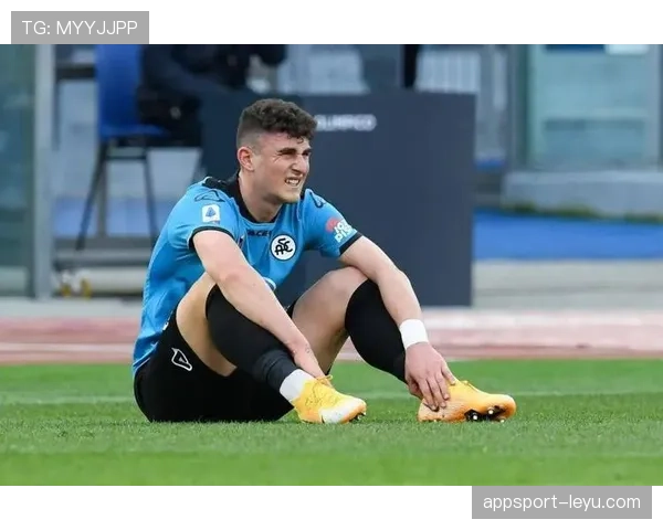 罗贝托持续提升进攻贡献,助力球队在本赛季中展现关键角色。