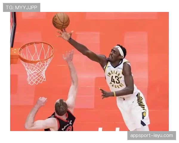 英格拉姆利用背打能力提升关键时刻得分效率拉开对手差距