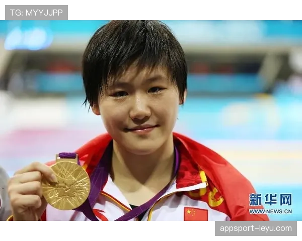 叶诗文训练完顺手买包，价格够我交十年房租